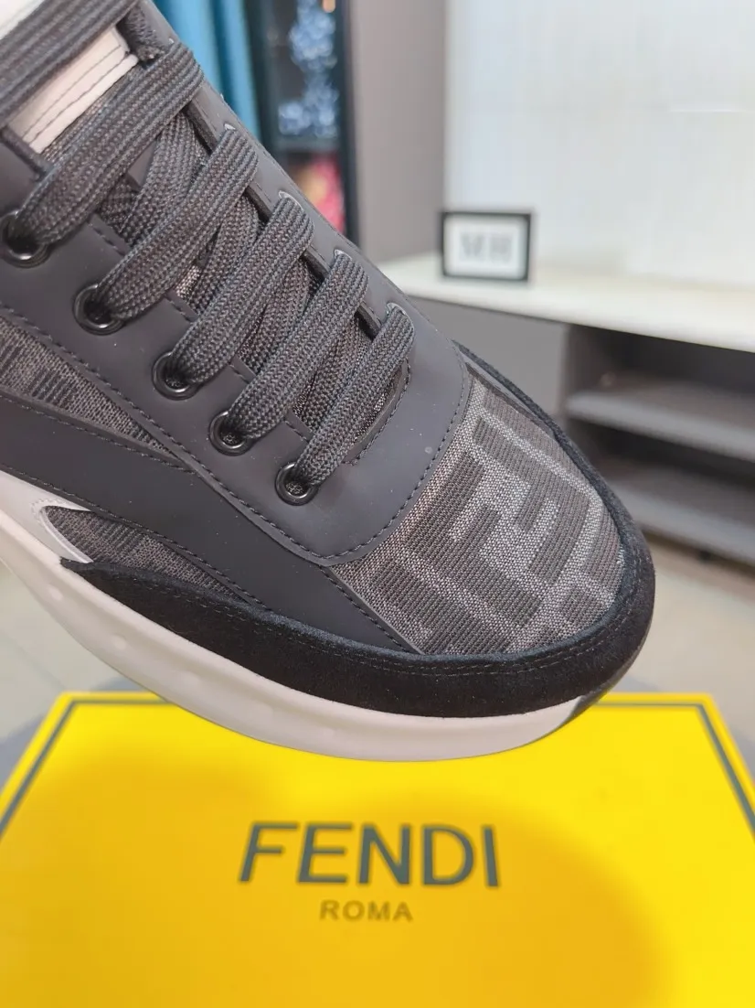 Men's men's shoes💰440🌹🌹[FENDI] Best-selling official website world premiere🔝Men's high-end brand of high-end shoes official website latest series: uppers are made of imported cowhide with specially designed fabrics➕mesh breathable lining. Make walking more convenient and comfortable! Compared with the official quality, Midea’s 1:1 replica. Create a fashionable personality to set off your uniqueness! A must-have for trendy men! Classic style. Men's sizes: 38-44.